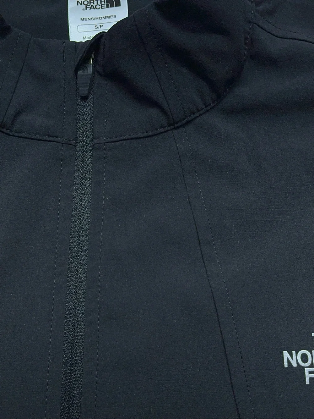The North Face Jacket Mens Size Small Black Lightweight Windbreaker Hiking